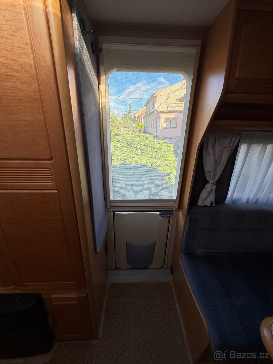 Karavan, obytný přívěs Hobby 495 - 13