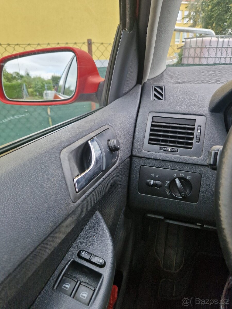 Prodám Škoda Fabia první generace r.v.2004 - 13