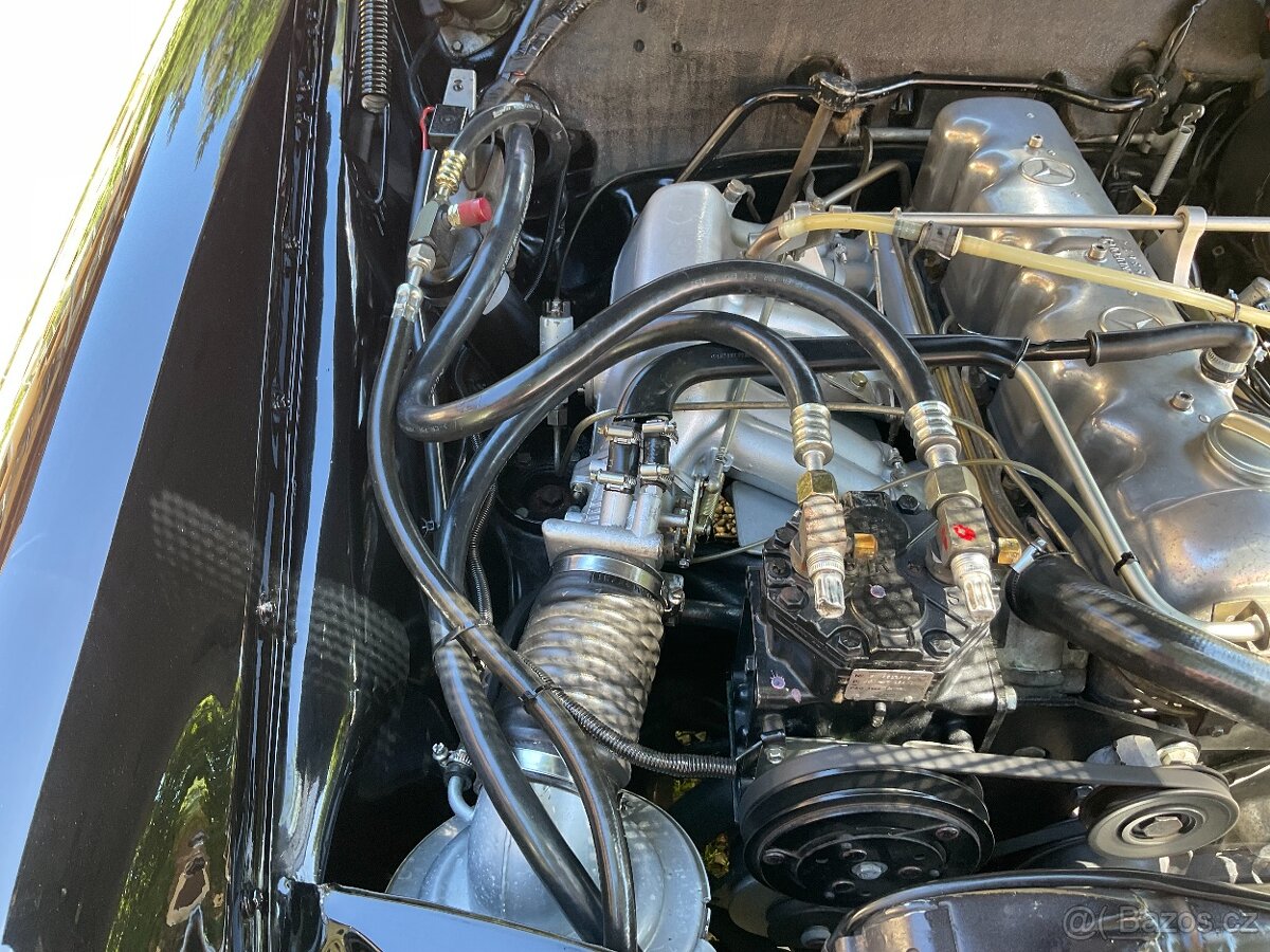 Mercedes W111 coupe - 13