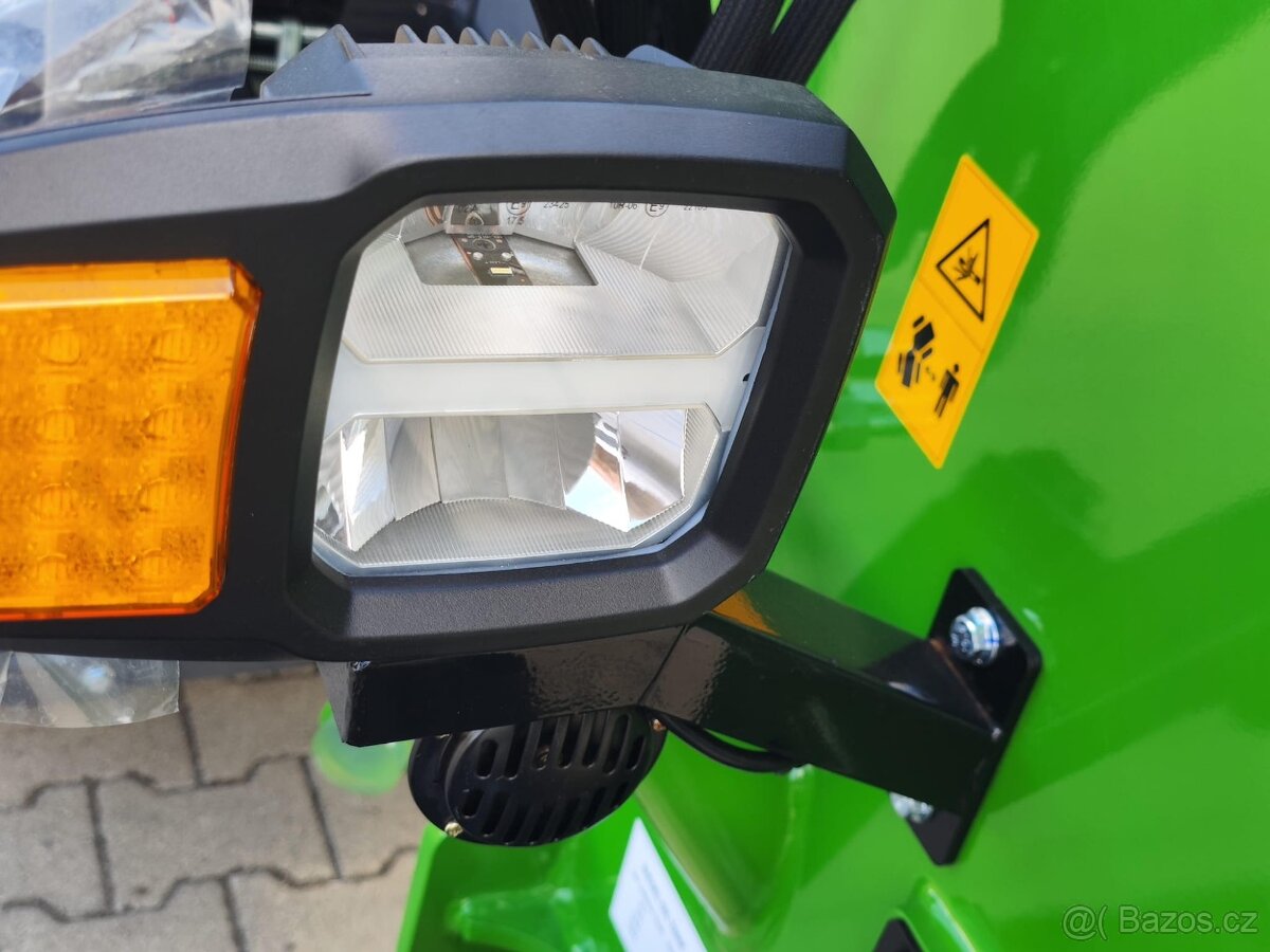 KOLESOVÝ NAKLADAČ 908T - 13