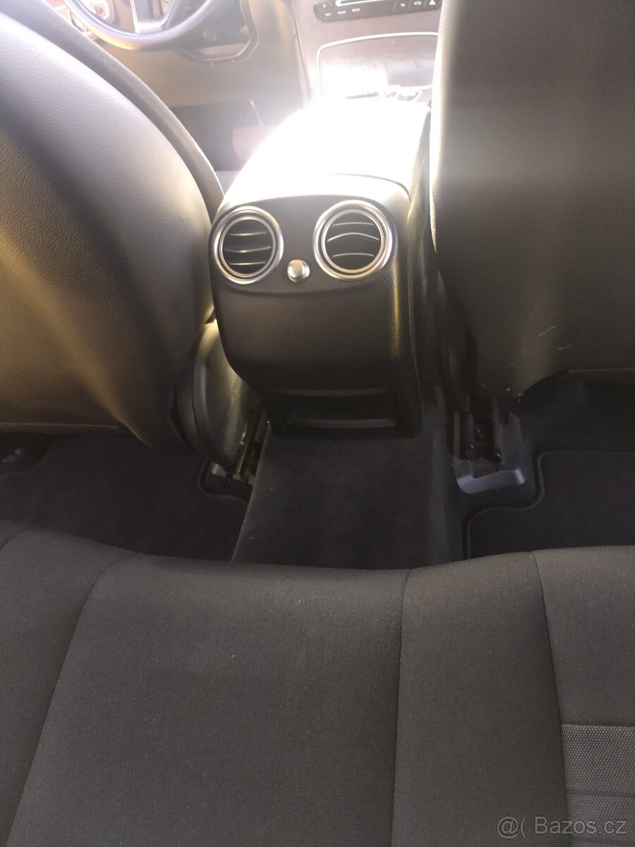 Mercedes-Benz GLC 220 d 4MATIC - 13