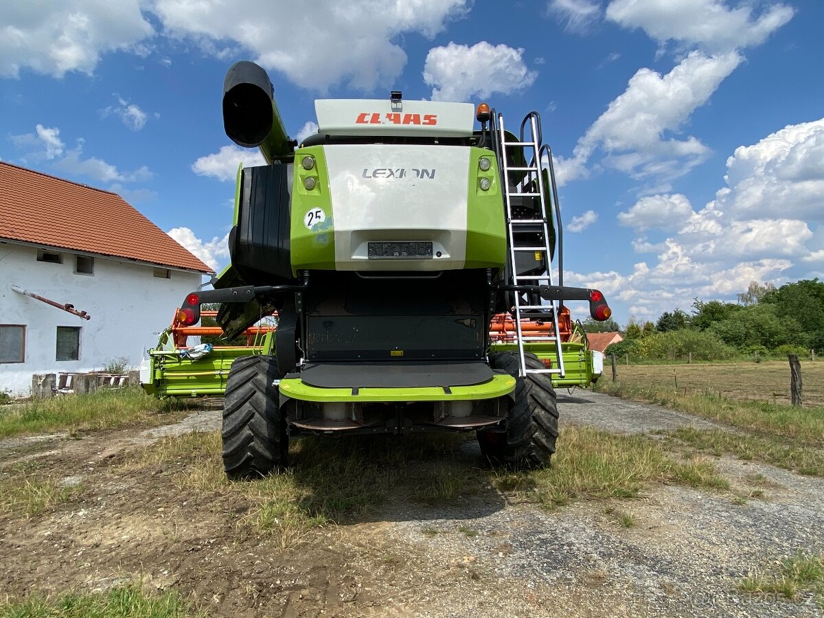 CLAAS LEXION 770 + VARIO 1050 - 13