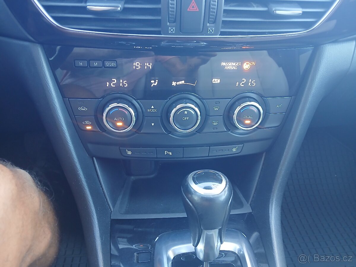 Mazda 6 2.2d, 129kW, aut.1.majitel. - 13