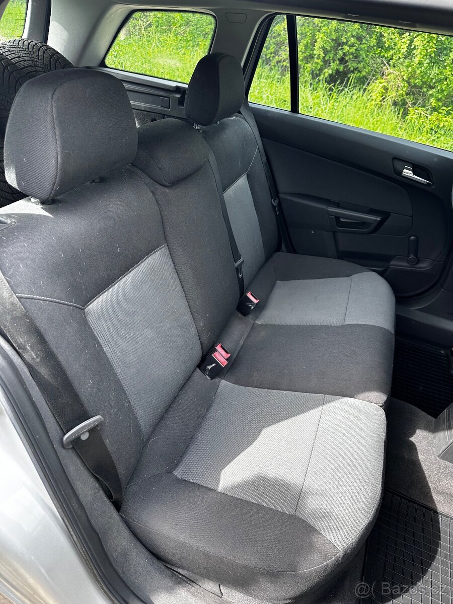 Opel Astra 1.8 2006 nájezd 220.000 km - 13