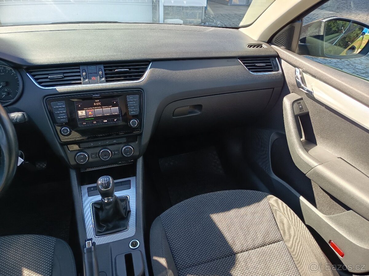 Škoda Octavia 1.6 TDI COMBI - 13