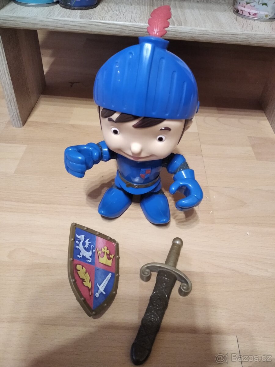 Hračky a různé společenské hry - 13