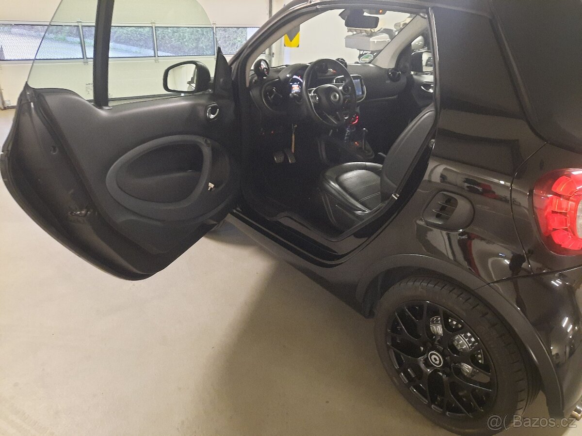 SMART FORTWO 453 CABRIO 900TURBO,ČERNÝ,90PS,TIPTRO,2016,FULL - 13