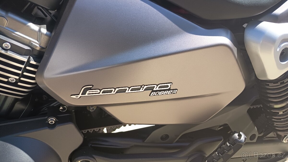 Benelli Leoncino Bobber 400 - 13
