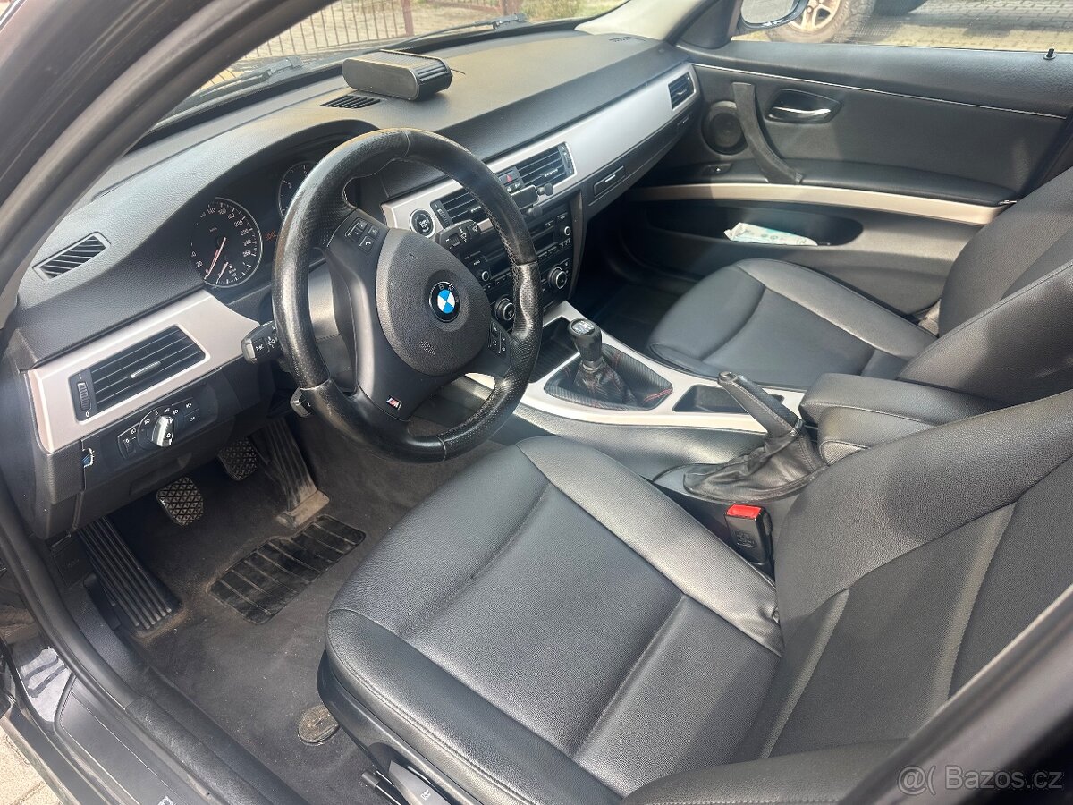 BMW e91 2.0 bizel 2012 rok - 13