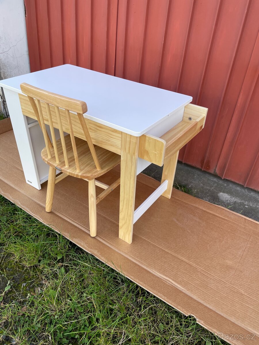 Dětský psací stůl + židle Kave Home - 13