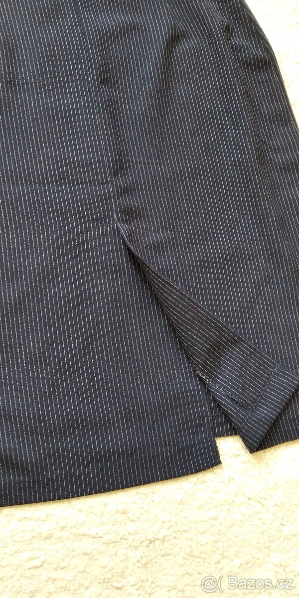 šortky, třičtvrtáky, trenýrky, sukně - 13