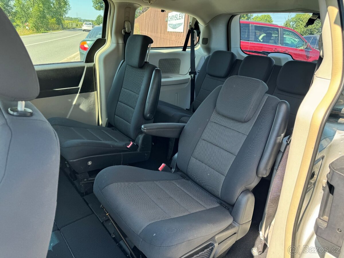 Chrysler Grand Voyager RT 3.8 V6 EU 2009 - 13