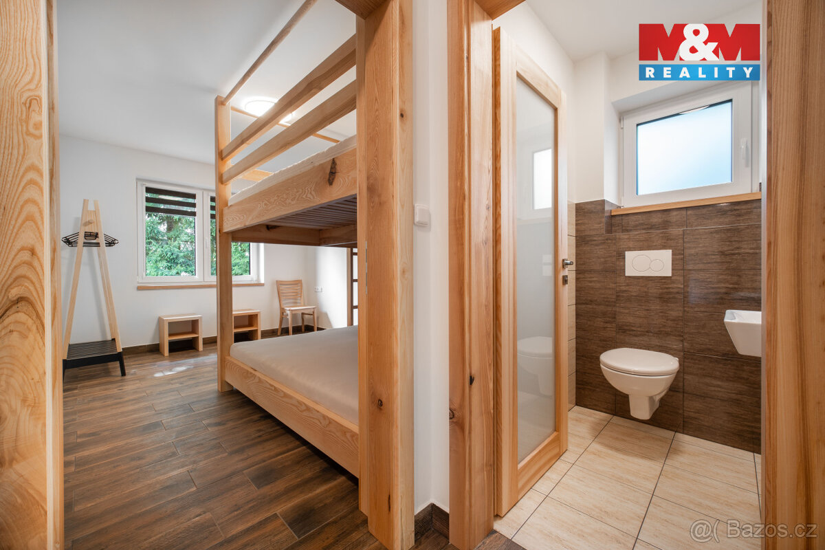 Prodej rodinného domu, 2404 m², Červená Voda - 13