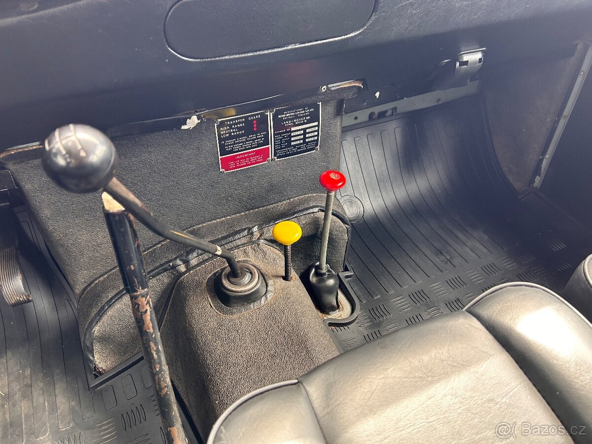 Prodám Land Rover 109 Series III - 13