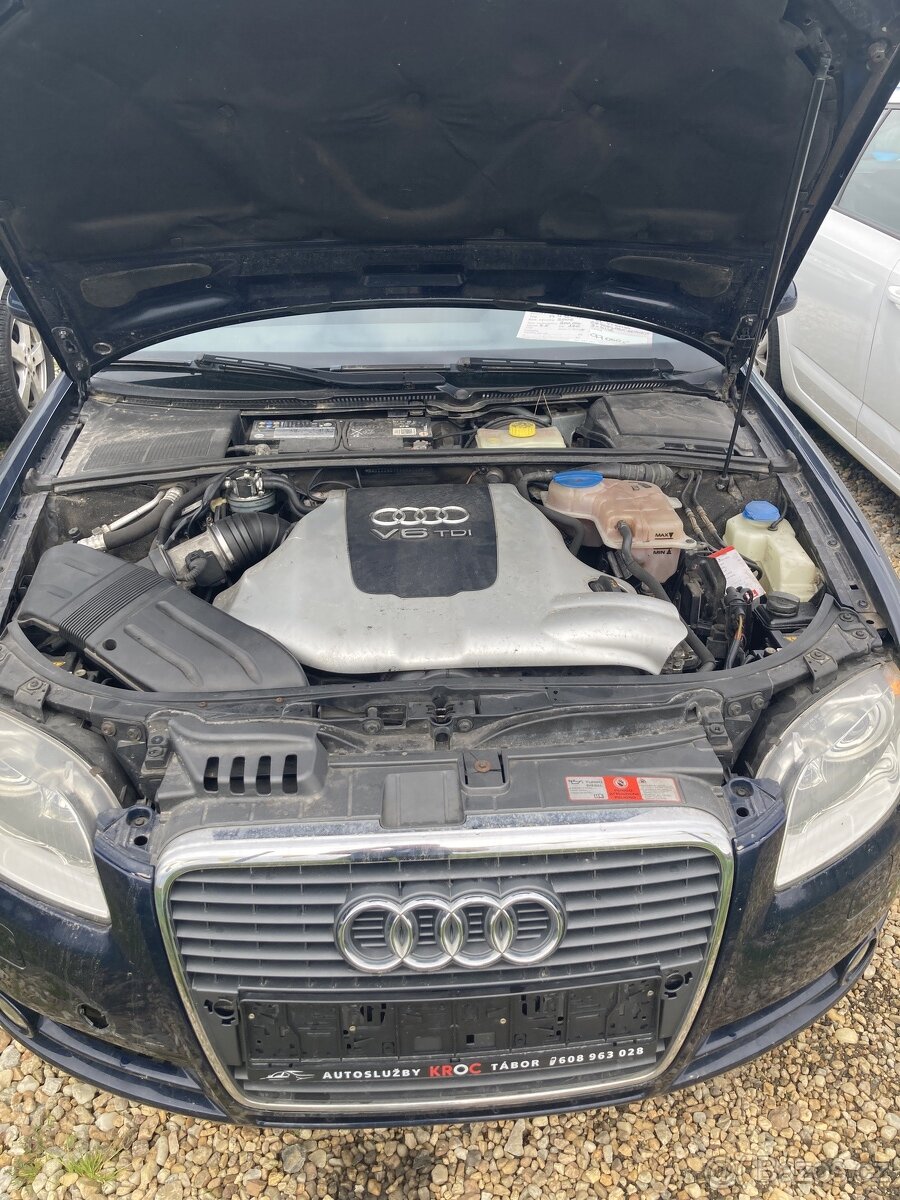 Audi A4 2.5tdi..combi.....manuál - 13