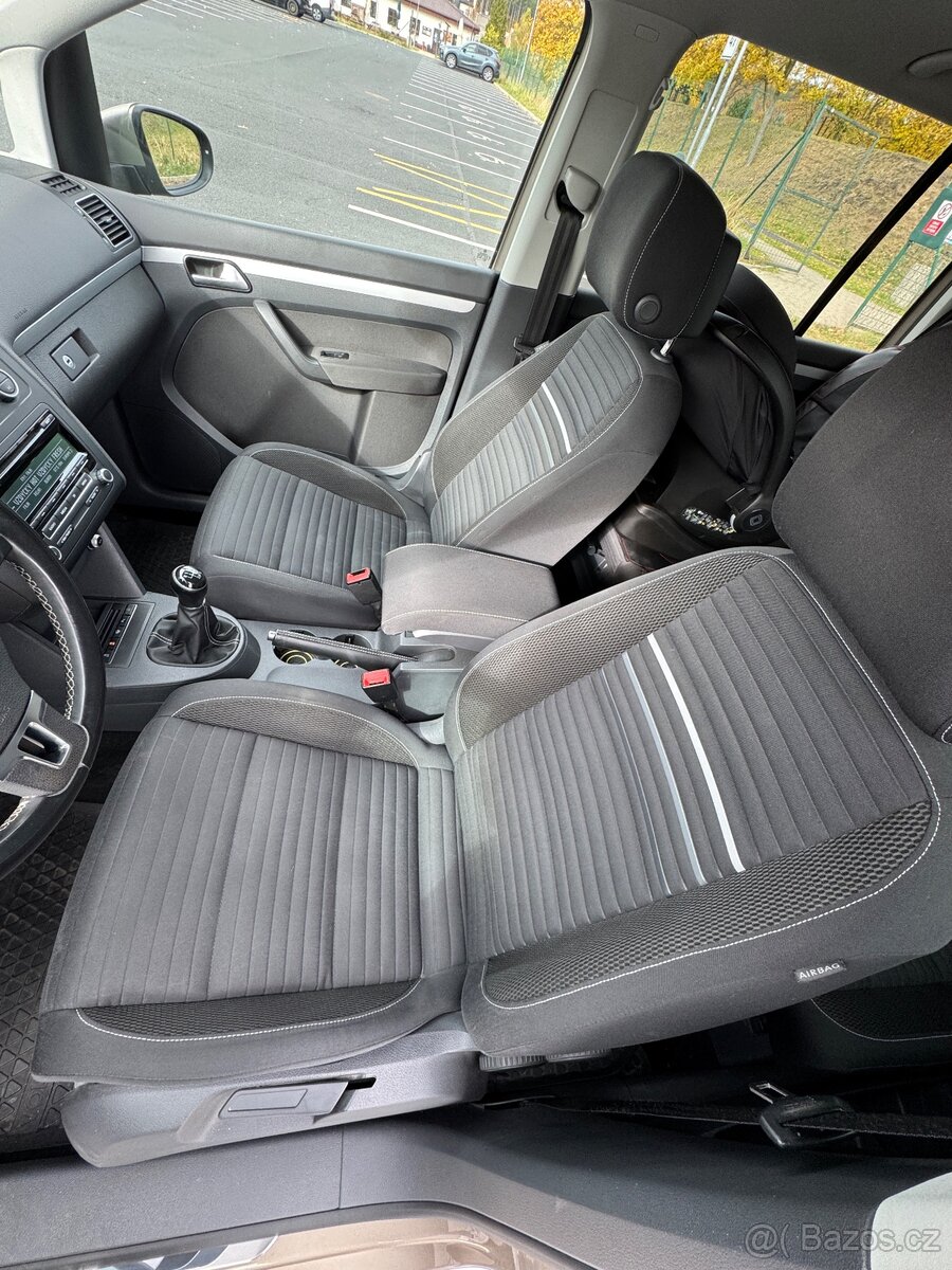 Vw touran 1,6 tdi 77kw - 13