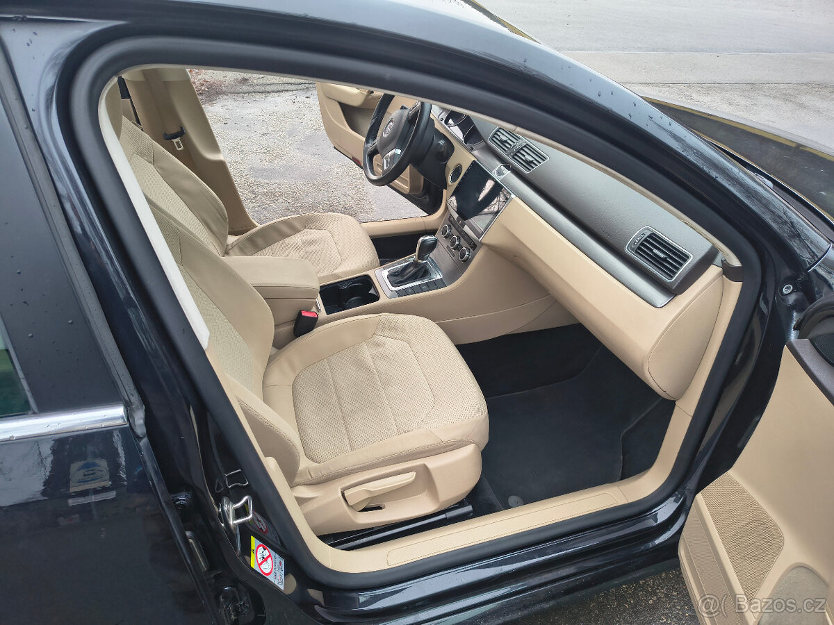 Volkswagen Passat Combi 2.0 TDi DSG - 13