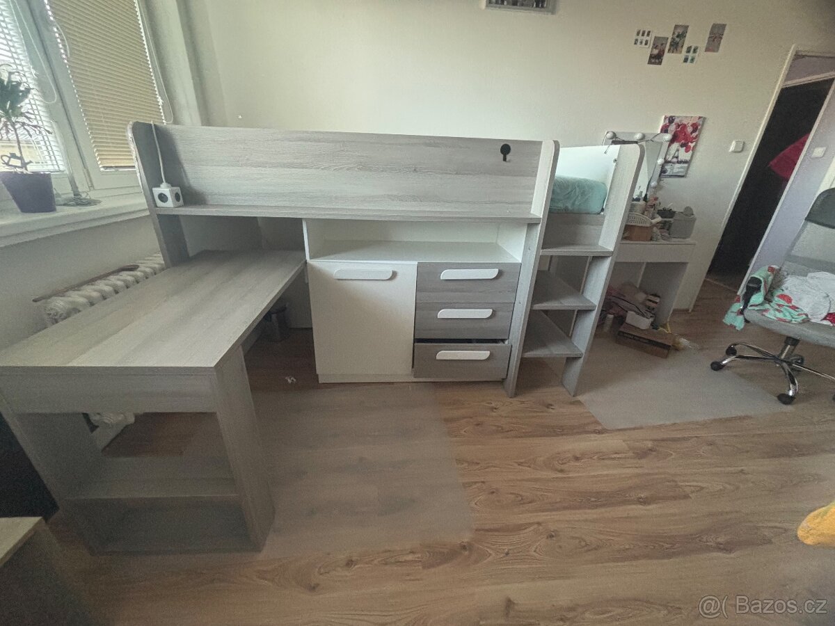 Vyvýšená postel se stolem - 13