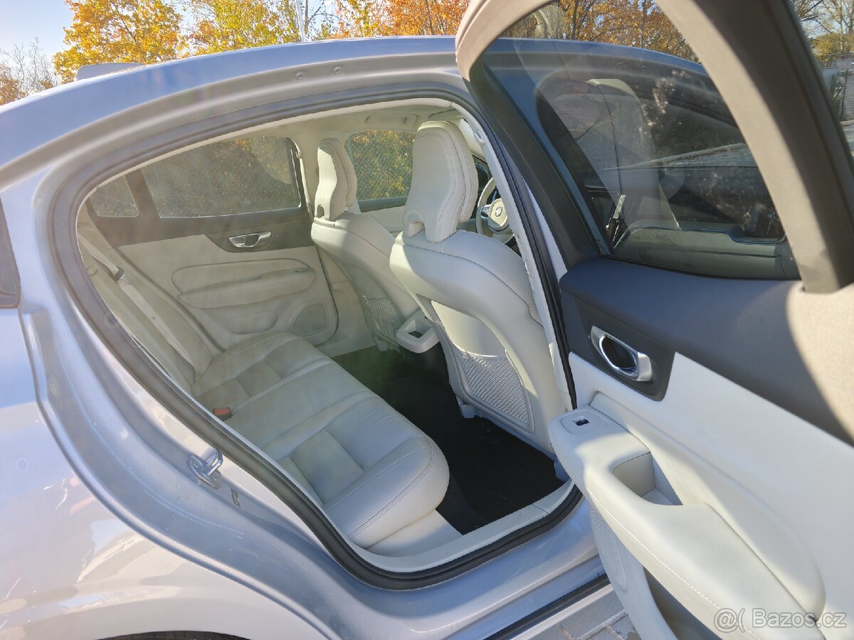 Volvo S60 - 13