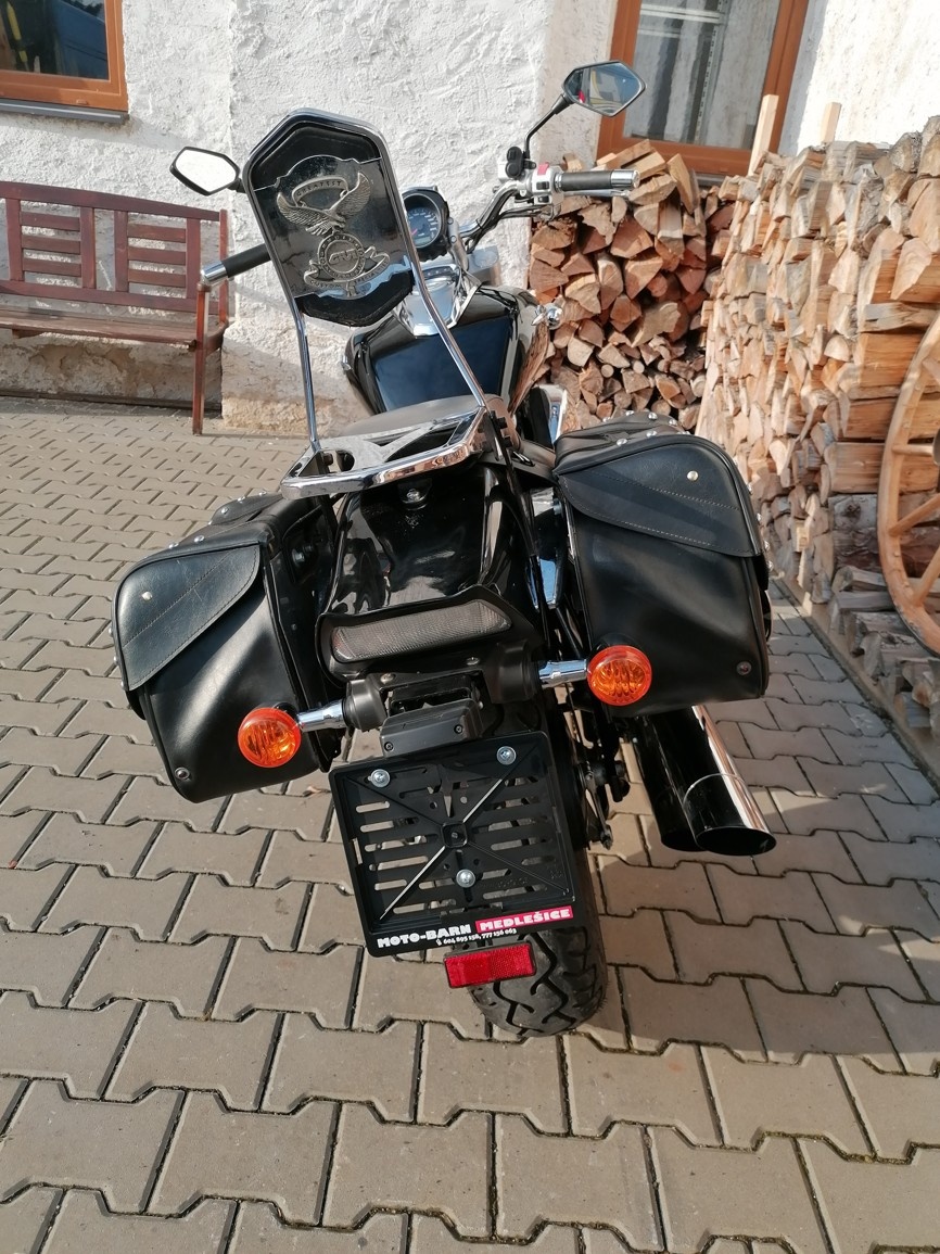 SUZUKI INTRUDER M 800 - 13