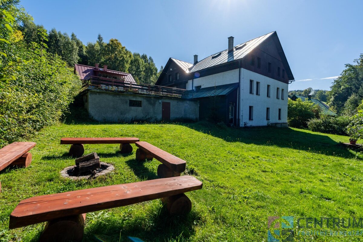 Prodej rekreační chalupy 373m2 - 13