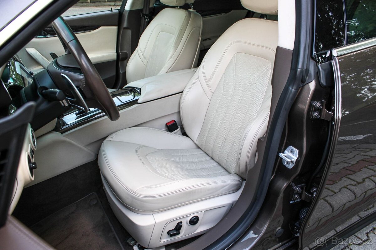 Maserati Quattroporte S Q4 302kw - 13