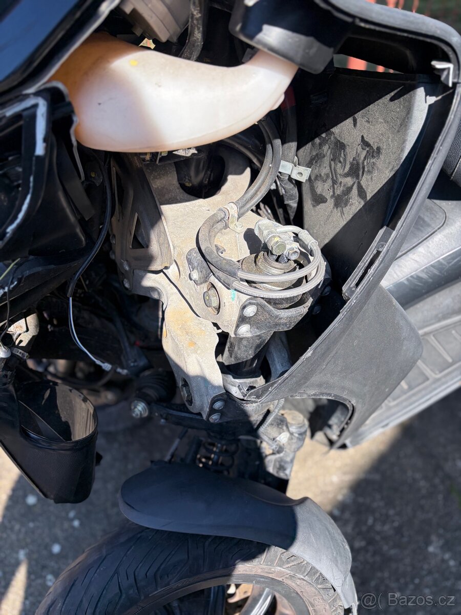 Piaggio mp3 300 lt - 13