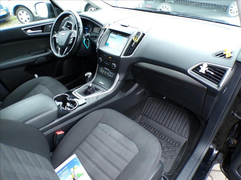 Ford Galaxy 2,0 TDCi TREND - 13