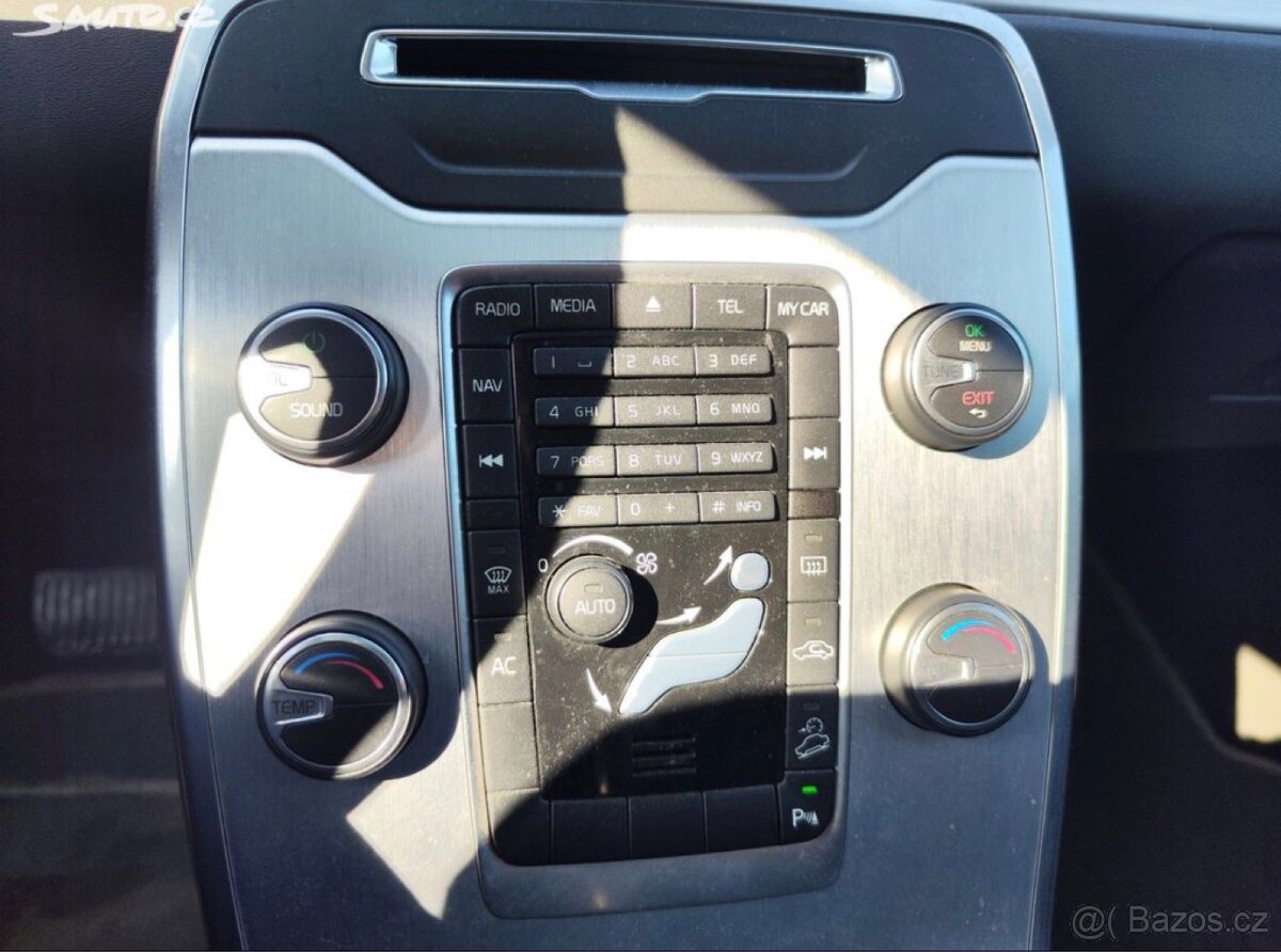 Volvo XC 70 - 13