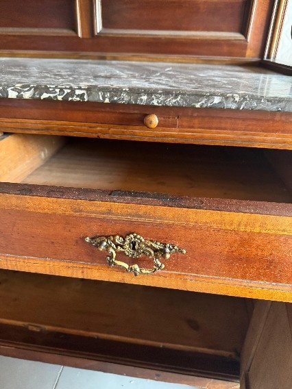 Sestava starožitného nábytku - 13