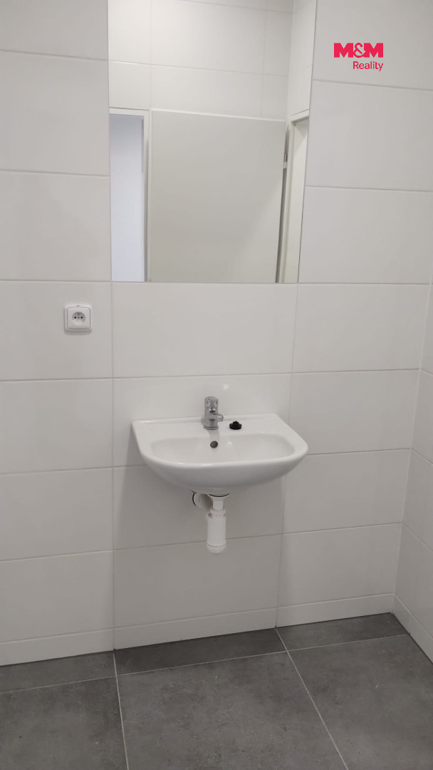 Pronájem obchod a služby, 300 m², Jablunkov, ul. Nádražní - 13