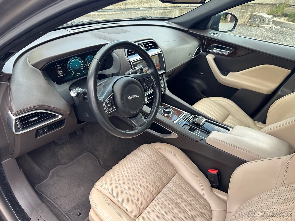 Jaguar F-Pace 2.0d 132kW AWD 4x4 Automat - 13