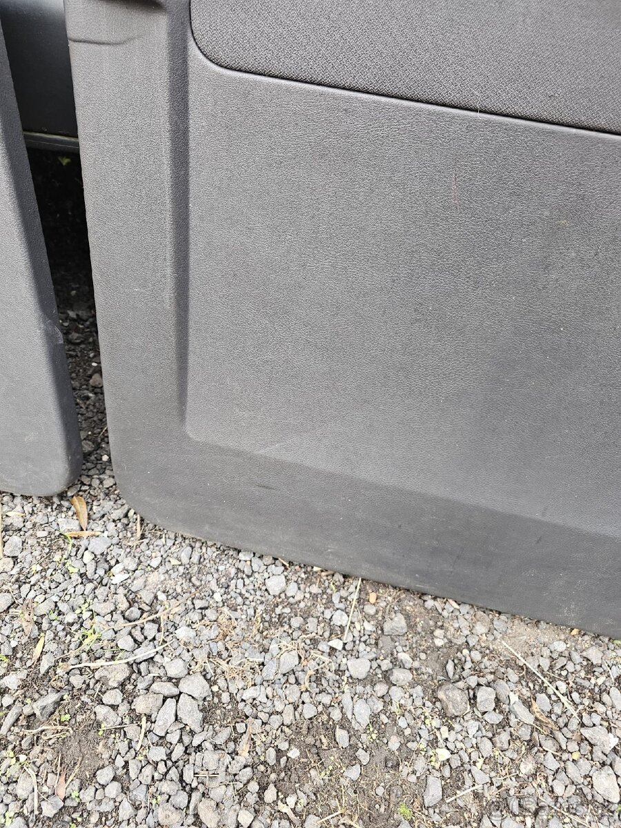 Oplastování šoupaček VW T5 T5.1 - 13