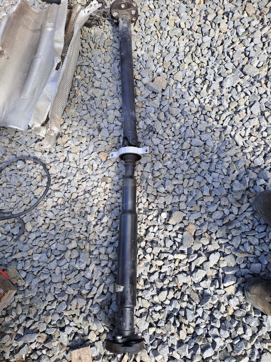 E90 e91. Napravnice ramena napravy brzdice TLUMIČE tehlice - 13