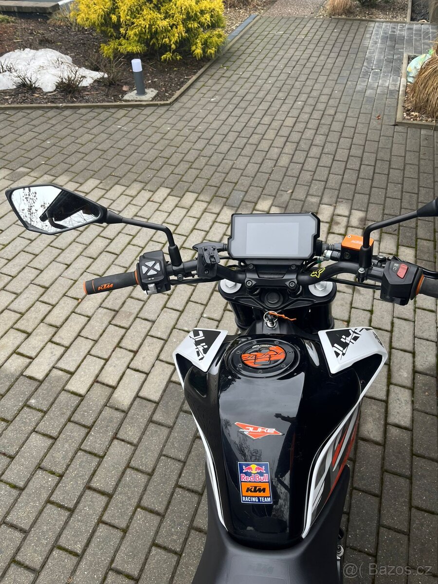 KTM Duke 125 2019 - 13