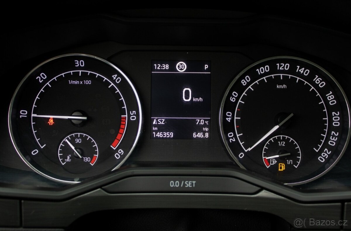 Škoda Superb Combi 2.0 TDI Style DSG - 13