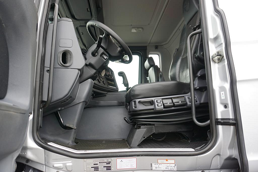 Scania G400 8x4 - třístranný sklápěč s hydraulickou rukou - 13