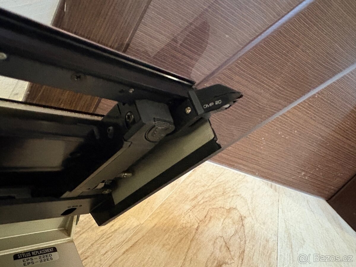 Tangenciální gramofon Technics SL-7 plný automat - 13