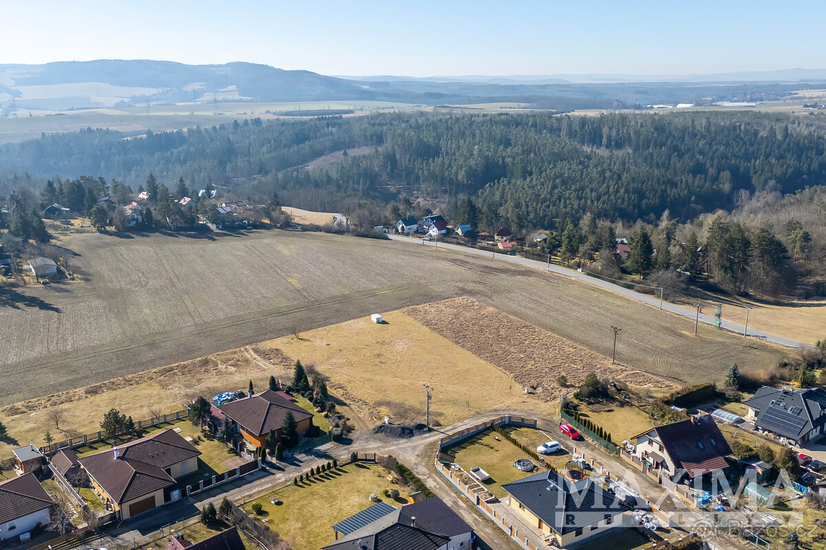 Pozemek o ploše 2412 m2 - Malá Hraštice, Velká Hraštice - 13