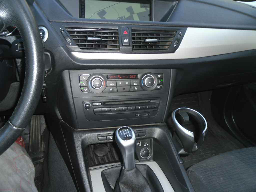 BMW X1 - 13