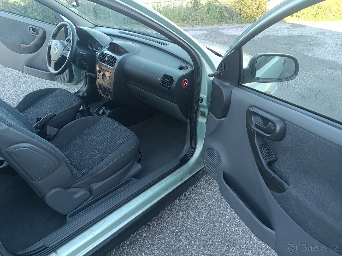 Opel Corsa 1.2 benzín - 13