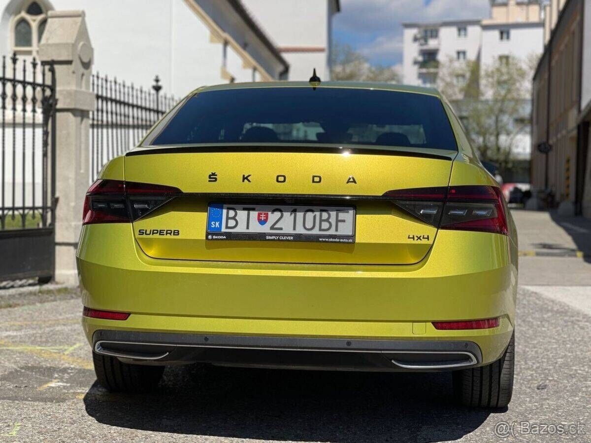 SKODA SUPERB 3 spoiler kridlo lipko na kufor - 13