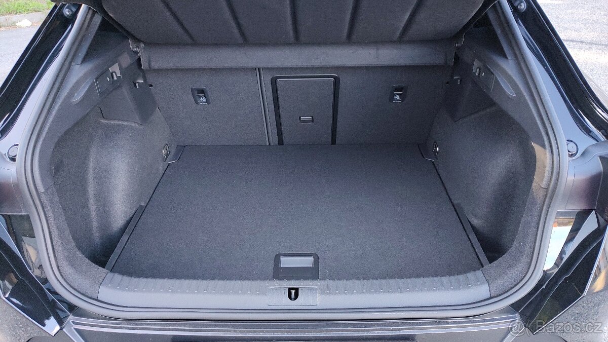 Cupra Formentor VZ 2.0TSi 180kW Tribe Edition, ČR, DPH - 13