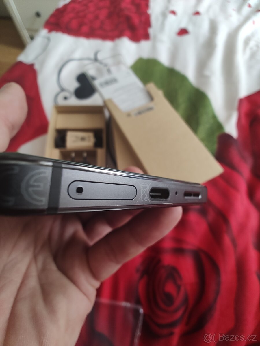 Motorola Edge 30 ultra 200MP zánovní - 13