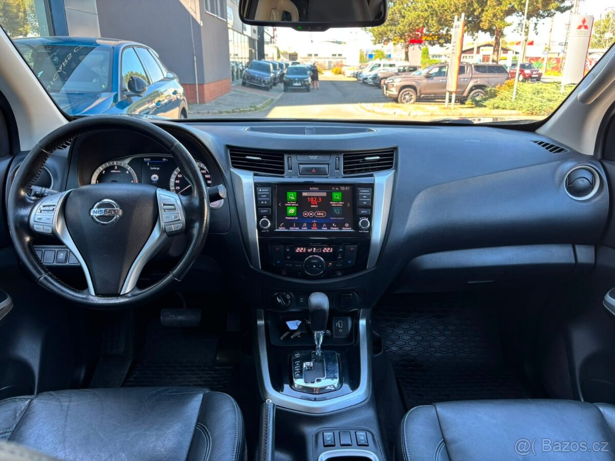Nissan Navara 2,3 dCi Automat - 13