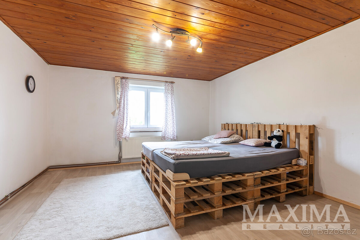 Dům 4+1 o ploše 200 m2 - Pravonín, Pravonín - 13