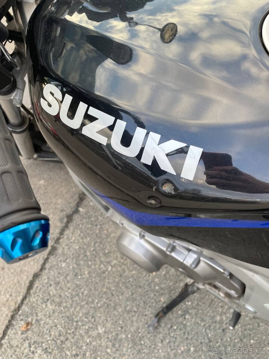 Suzuki GS 500E - 13