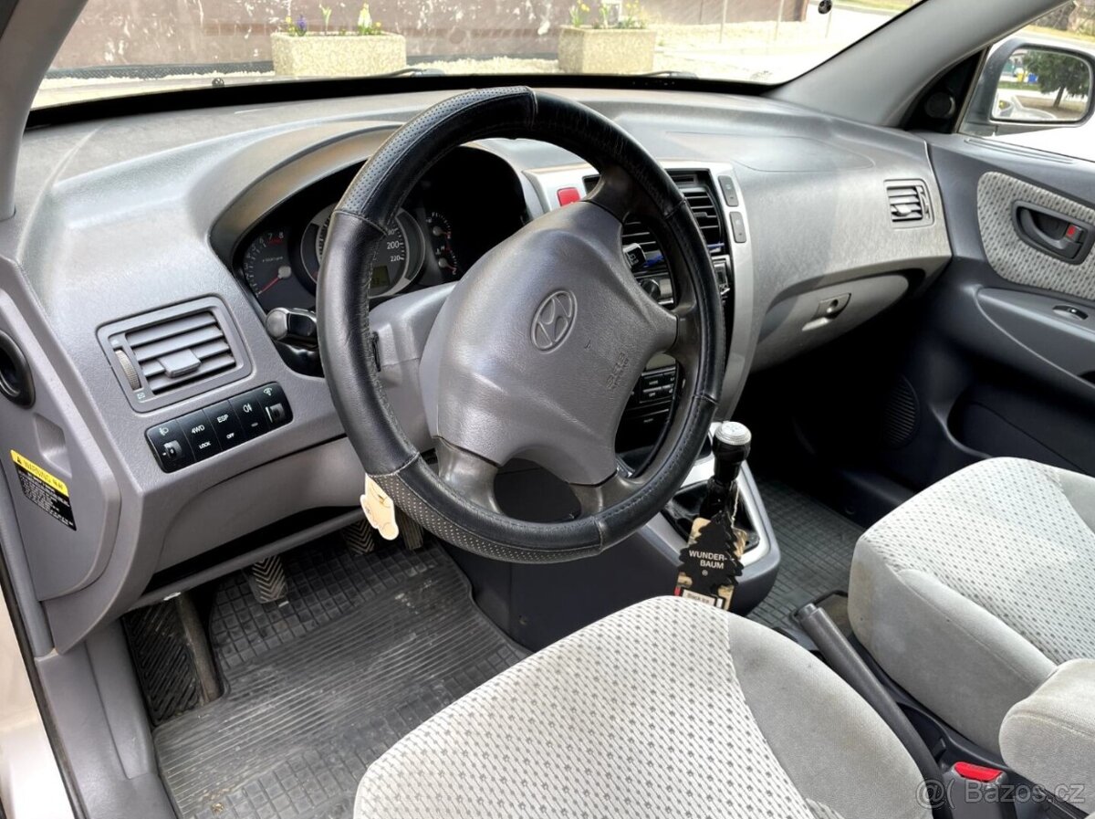Hyundai Tucson 2.0 + LPG - 13