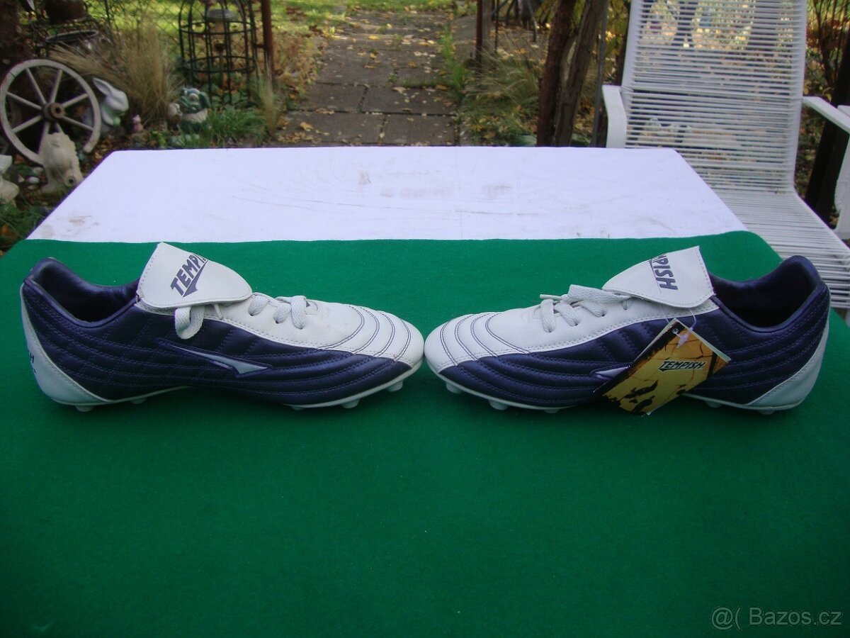 Nové kopačky Tempish vel.44 na trávu plastové špunty - 13