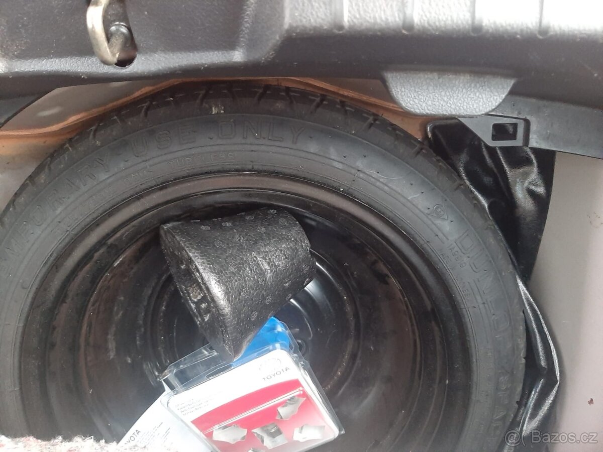 Toyota Yaris 1.3 VVT-i, 73 kW, r. v. 2016 SELECTION - 13